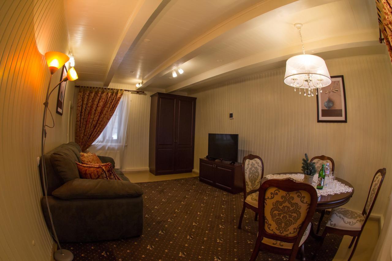 Chudodiyevo Park- Hotel Vispil Kültér fotó